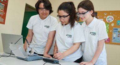 Darüşşafaka, Türkiye'den tek kurum oldu