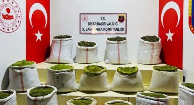 Diyarbakır 'Abluka'sında kilolarca uyuşturucu maadde ele geçirildi