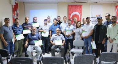 Hatay Payas'ta arıcılar sertifikalandı