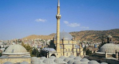 Hayati İnanç gönüllere dokunacak