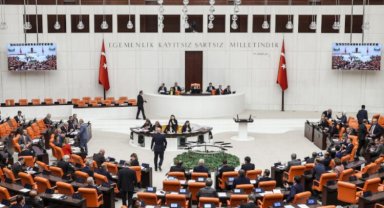 'İnternet Gazeteciliği Yasası' görüşülüyor... İlk iki madde kabul edildi