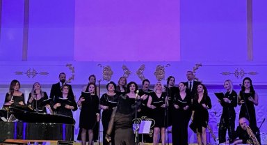 'İyilik Korosu' bu kez eğitim için sahnede