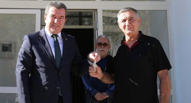 İzmir Bergama'da ilk TOKİ'de anahtar teslimi