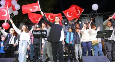 İzmir Efes Selçuk'ta 99. yıl coşkusu