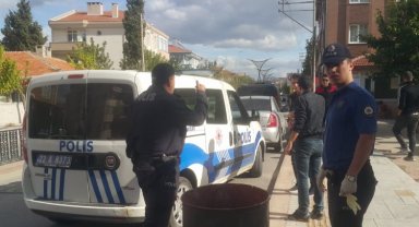 Kadın kendini rahatsız eden kişiyi bıçakladı