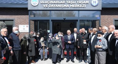 Kayseri Büyükşehir 'Ulu Çınarları' unutmadı