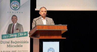Kayseri Talas'ta öğretmenlere 'dijital bağımlılık' semineri