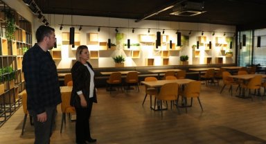 Kocaeli İzmit'te Başkan Hürriyet gençlere müjdeyi verdi