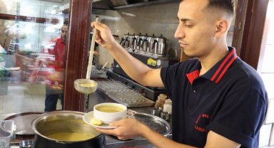 Kocaeli İzmit'te Fevziye'de çorba servisi başladı