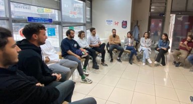 Kocaeli'de İzmitli gençler 'İngilizce' öğreniyor