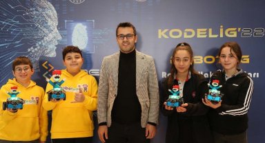 KODELİG'22 yarışması nefes kesti