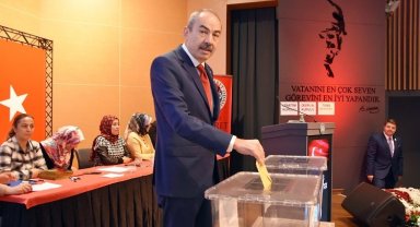 KTO'da Ömer Gülsoy'a güven oyu