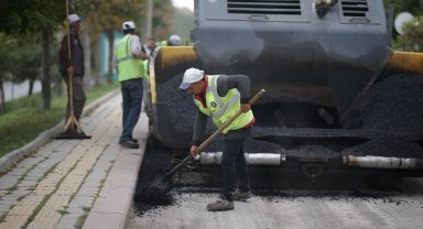 Kütahya'da asfalt mesaisi tam gaz