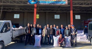 Manisa Kula'da üreticiye tohum desteği
