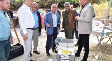 Manisa'dan Gördes'e üzüm sıkma makinası desteği