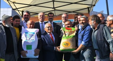 Memduh Büyükılıç'a tarım teşekkürü