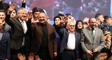 Memduh Büyükkılıç AK Parti Kayserililerle buluştu