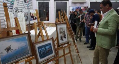 Muğla Milas'ta 12. Turhan Selçuk Karikatür ödülleri sahipleriyle buluştu