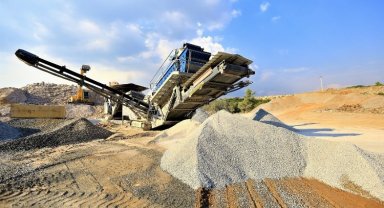 Muğla'da inşaat atıkları asfalta dönüşüyor