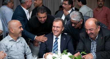 Muhtarla iyi geçin, belediye başkanı ol, başarı ol!