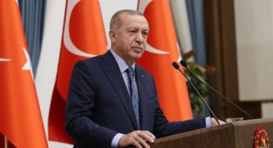 Prag'daki zirvede görüşlerini aktaracak