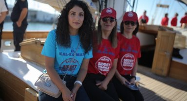 STS Okul Gemisi yelkenlerini KADES için açtı