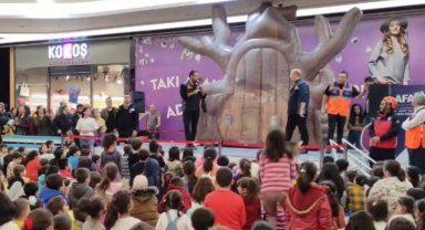 Adıyaman'da AFAD'dan çocuklara deprem anı tatbikatı