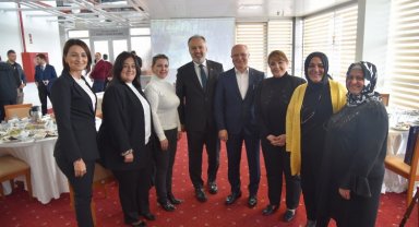 AK Parti Bursa kadınlarından vefa buluşması