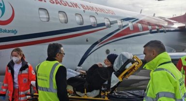 Almanya'da tedavi gören öğretmen ambulans uçakla Türkiye'ye getirildi