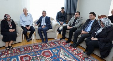 Bakan Özer'den Özsoy ailesine taziye ziyareti