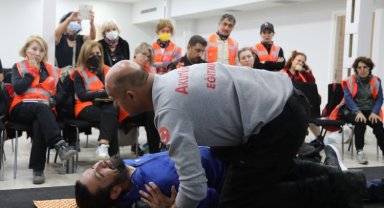 Bu eğitim kaçmaz! Afet gönüllüsü olun, eğitimle hayat kurtarın