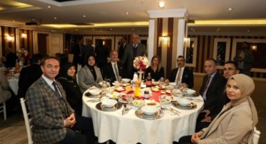 Bursa İnegöl'de Öğretmenler Günü hatıralarla kutlandı