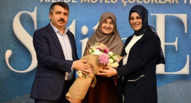 Bursa Yıldırım'da Saliha Erdim'den altın öğütler