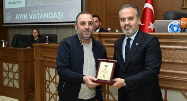 Bursa'da ayın vatandaşları ödüllendirildi