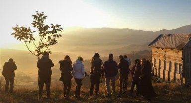 Bursalı fotoğrafçılar hem geziyor, hem çekiyor