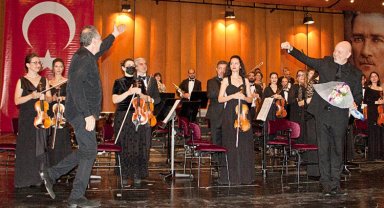 BUSİAD'dan Atatürk'e Beethoven'lı anma