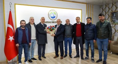 Camikebirlilerden Başkan Esat Öztürk'e ziyaret