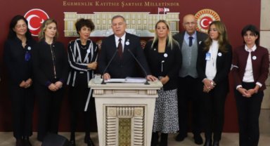 CHP'li Zeybek: Kemerköy'de imar haksızlığı yaşanıyor