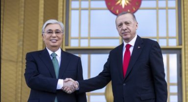Cumhurbaşkanı Erdoğan'dan Tokayev'e tebrik