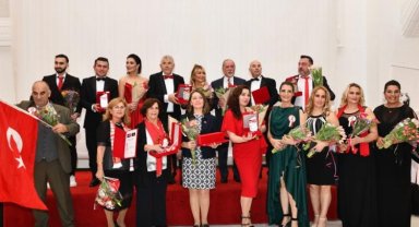 Cüneyt Arkın'la yapılan son röportaj Hollanda'da ödül aldı