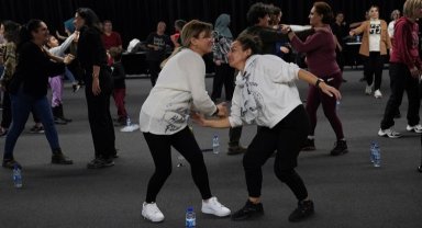 Kadına şiddet Beylikdüzü'nde masaya yatırıldı