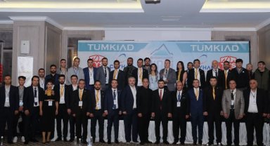 Kahramanmaraş'ta TÜMKİAD KOBİ Zirvesi düzenlendi