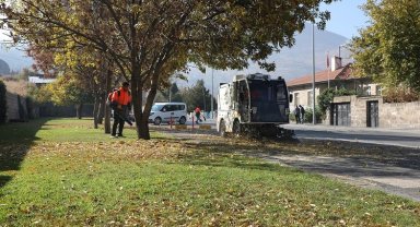 Kayseri Talas'ta sonbahar temizliği