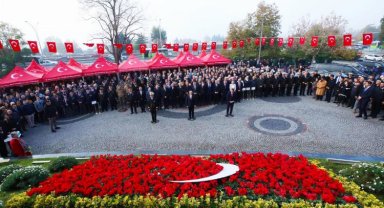 Kocaeli'de 84. yıla 1084 Atatürk çiçeği