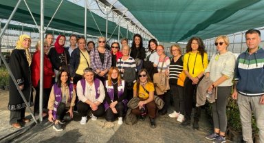 Kocaeli'de İzmit Çarşısı üreticileri Orman Okulu'nda