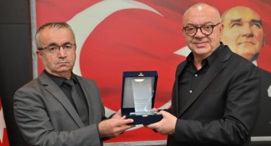 Manisa'nın çevreci filosuna 'Mükemelllik' ödülü