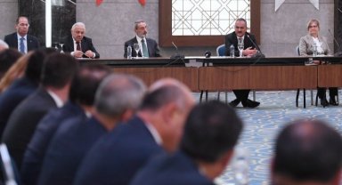 MEB 81 il müdürüyle Diyarbakır'da buluştu