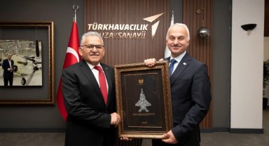 Memduh Büyükkılıç Temel Kotil'le buluştu