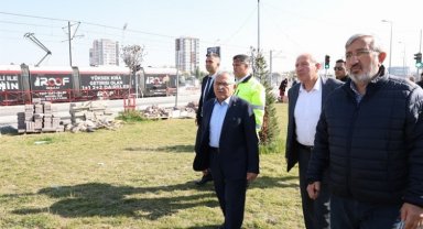 Memduh Büyükkılıç'tan tramvay hattına yakın takip