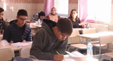 Nevşehir Belediyesi'nin TYT denemesine kayıtlar başladı